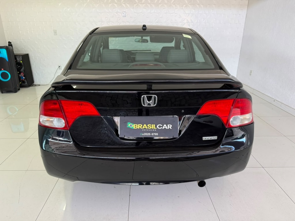 HONDA CIVIC LXS 16V 1.8 2009/2010 — foto 2