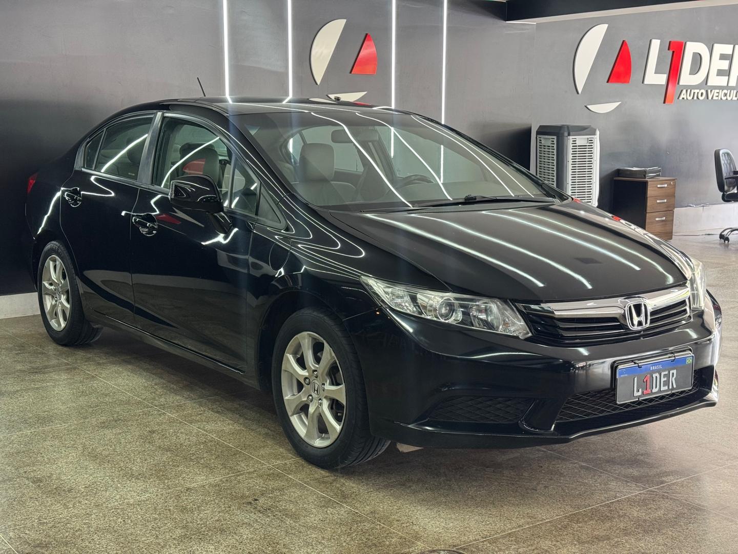 HONDA CIVIC LXS 2014 — foto 4