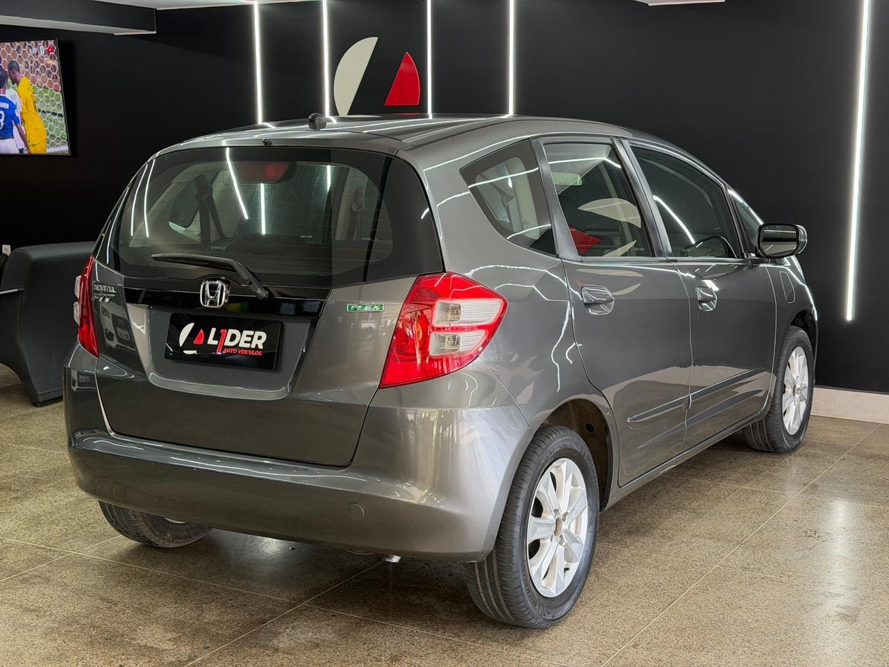 HONDA FIT LX 2013/2014 — foto 5