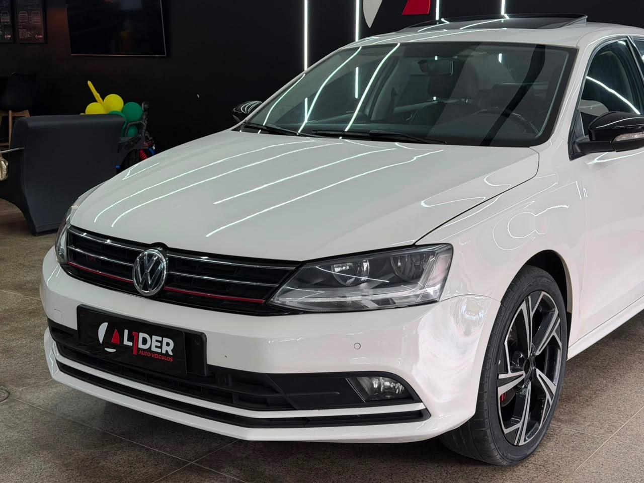 VOLKSWAGEN JETTA CL AF 2017 — foto 2