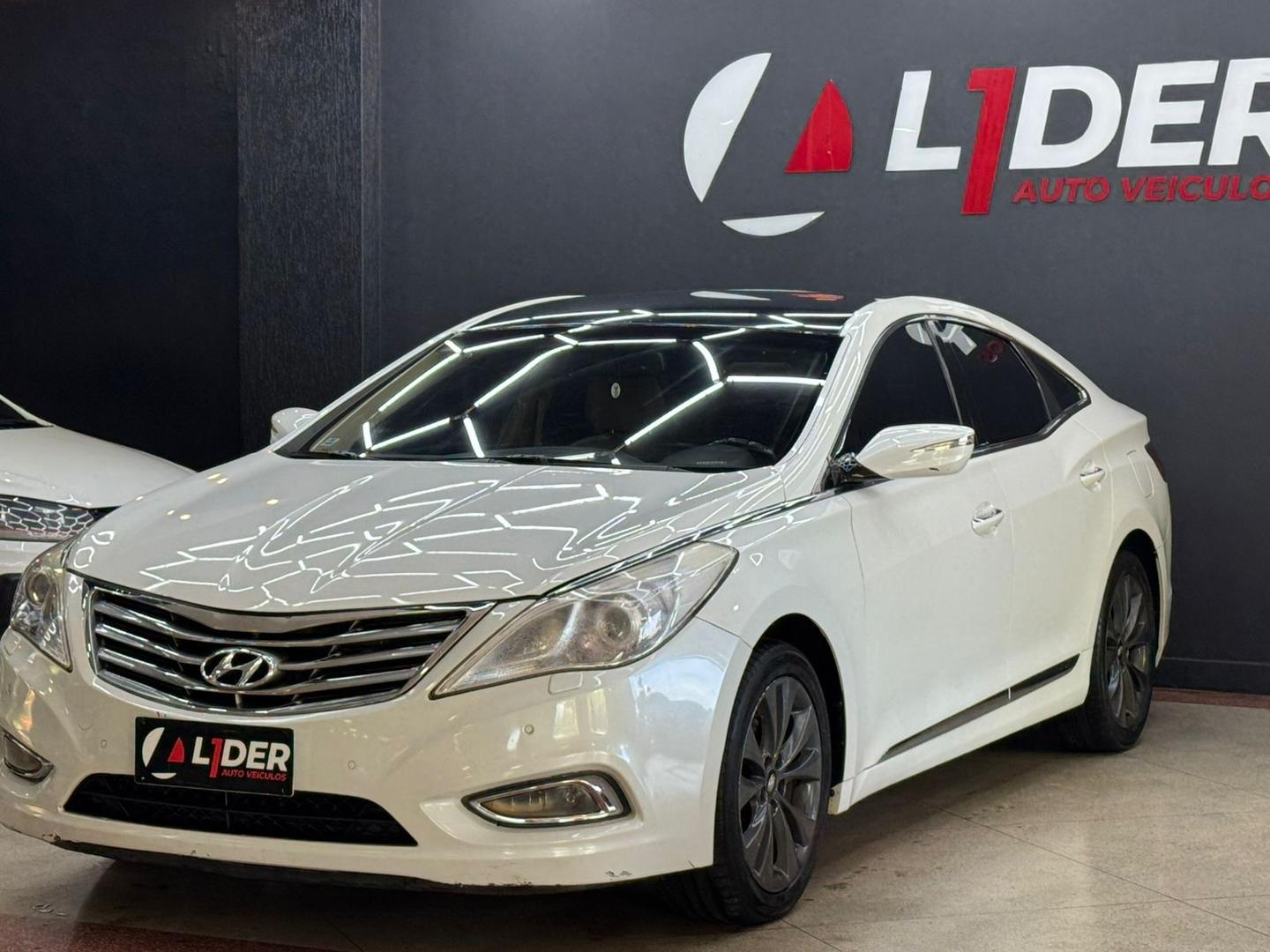 HYUNDAI AZERA