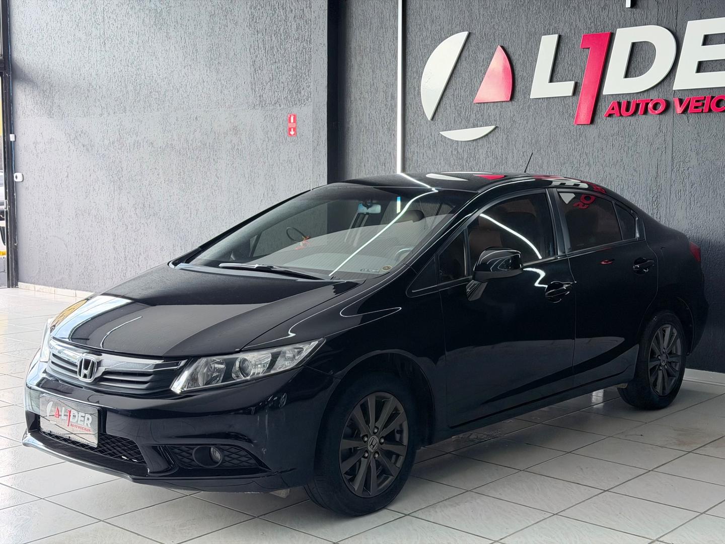 HONDA CIVIC LXS 2013/2014 — foto 4