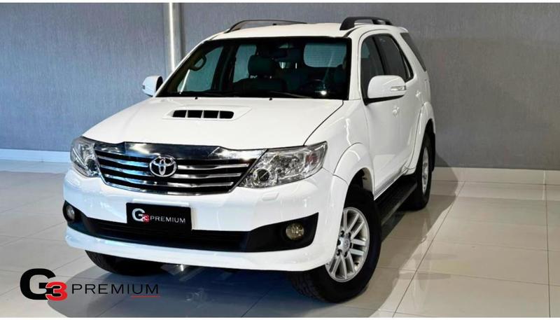TOYOTA HILUXSW4