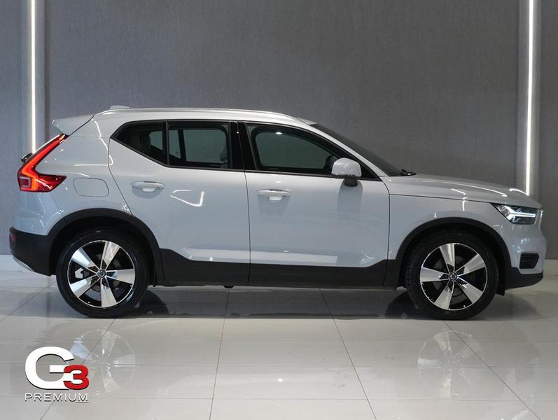 VOLVO XC40 T4 MOMENTUM 2019/2020 — foto 4